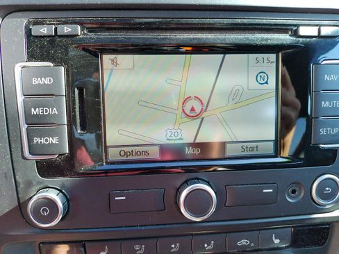 Used 2013 Volkswagen Jetta GLI Autobahn FWD image 22