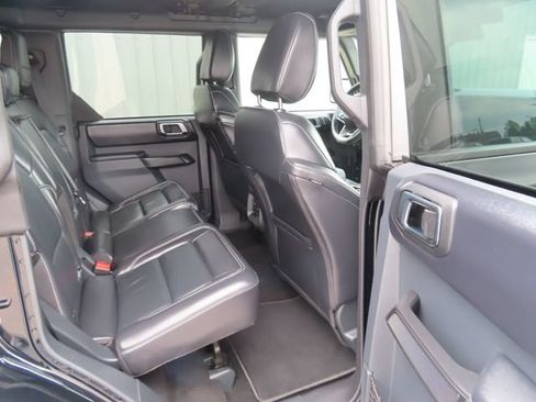 Used 2025 Ford Bronco Outer Banks AWD/4WD image 27