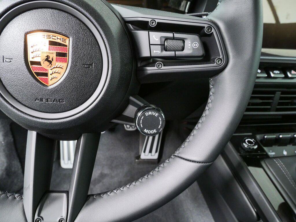 New 2026 Porsche 911 Carrera T RWD image 11