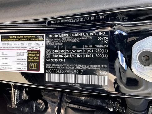 Used 2024 Mercedes-Benz GLS 450 4MATIC image 16