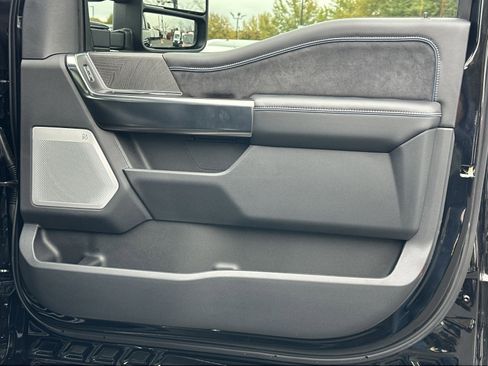 New 2025 Ford F350 Platinum image 43