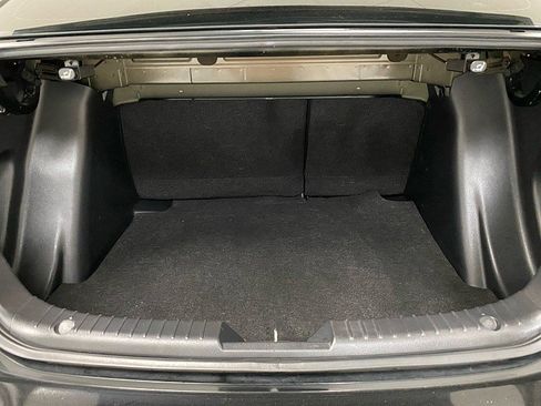 Used 2019 Toyota Yaris LE image 11