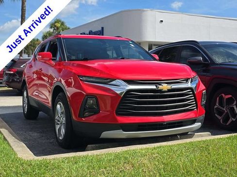 Used 2020 Chevrolet Blazer LT FWD image 2