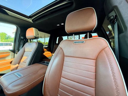 Used 2024 GMC Sierra 3500 Denali Ultimate image 36