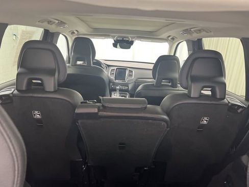 Used 2018 Volvo XC90 T5 Momentum w/ Convenience Package image 8