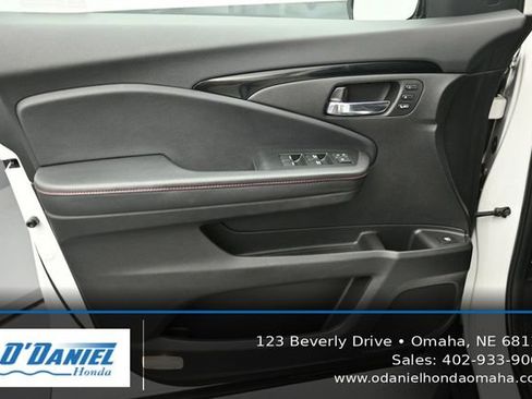 Used 2022 Honda Ridgeline Black Edition image 23