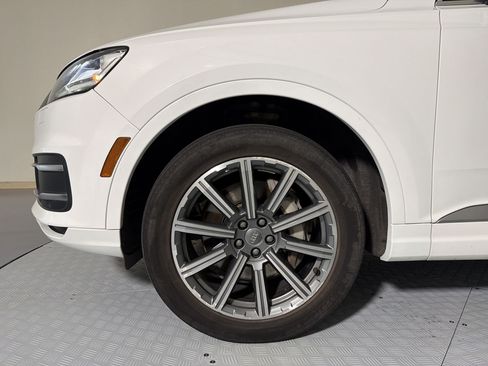 Used 2019 Audi Q7 2.0T Premium Plus w/ Premium Plus Package AWD/4WD image 8