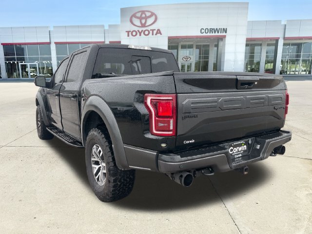 Used 2017 Ford F150 Raptor w/ Equipment Group 802A Luxury AWD/4WD image 3