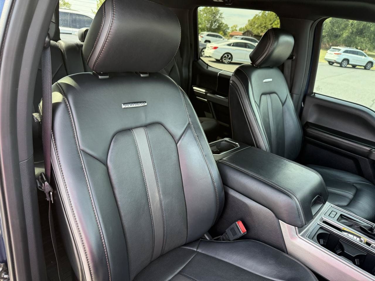 Used 2019 Ford F150 Platinum w/ Equipment Group 701A Luxury AWD/4WD image 20