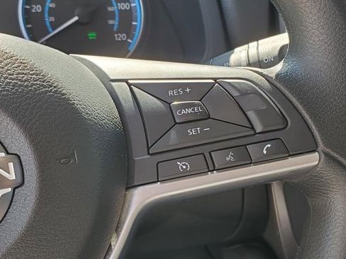 Certified 2025 Nissan Leaf S FWD image 19