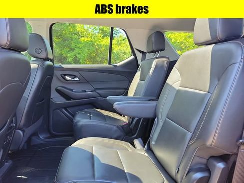 Used 2021 Chevrolet Traverse RS w/ LPO, Floor Liner Package AWD/4WD image 26