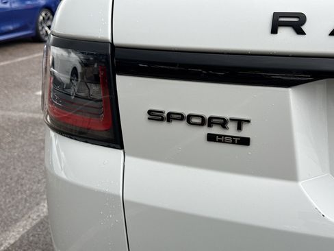 Used 2019 Land Rover Range Rover Sport HST image 10