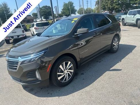 Used 2023 Chevrolet Equinox LT FWD image 8