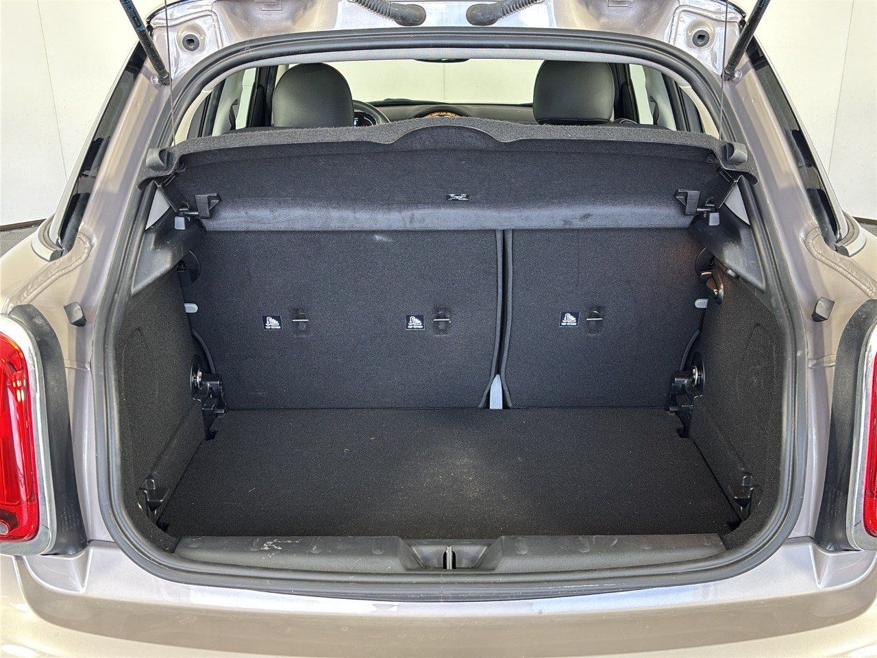 Certified 2024 MINI Cooper S FWD image 28