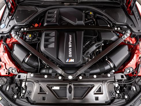 Used 2021 BMW M4 Competition w/ Executive Package RWD image 24
