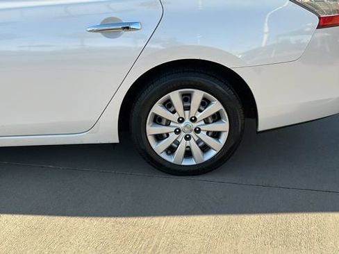Used 2014 Nissan Sentra S FWD image 20