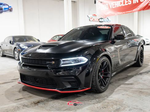 Used 2020 Dodge Charger Scat Pack image 3