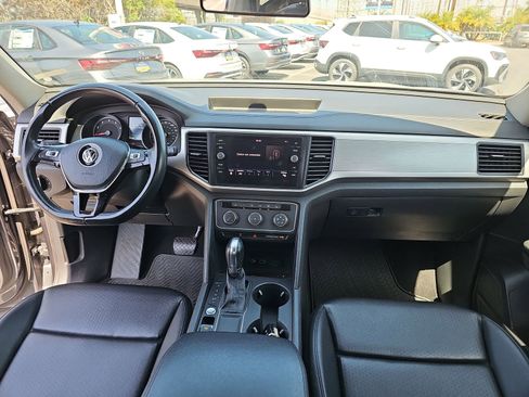 Used 2018 Volkswagen Atlas SE FWD image 12