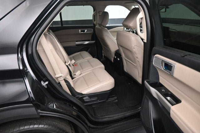 Used 2024 Ford Explorer Limited AWD/4WD image 14