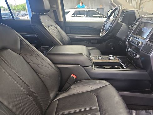 Used 2021 Ford Expedition Platinum AWD/4WD image 10