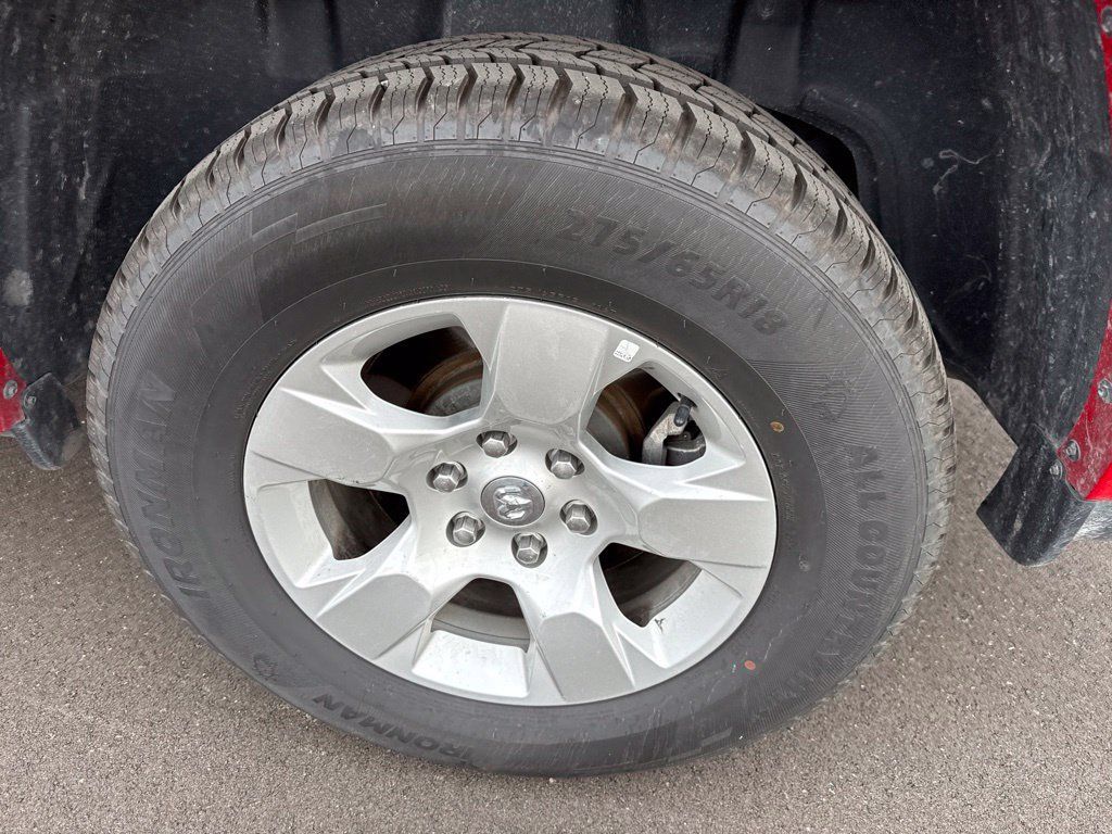 Used 2025 RAM 1500 Big Horn AWD/4WD image 9