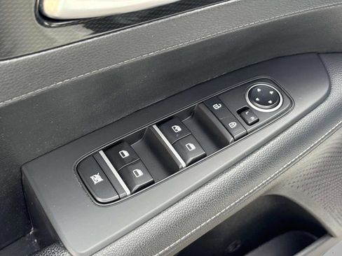 Used 2023 Kia Forte GT-Line w/ GT-Line Premium Package image 24