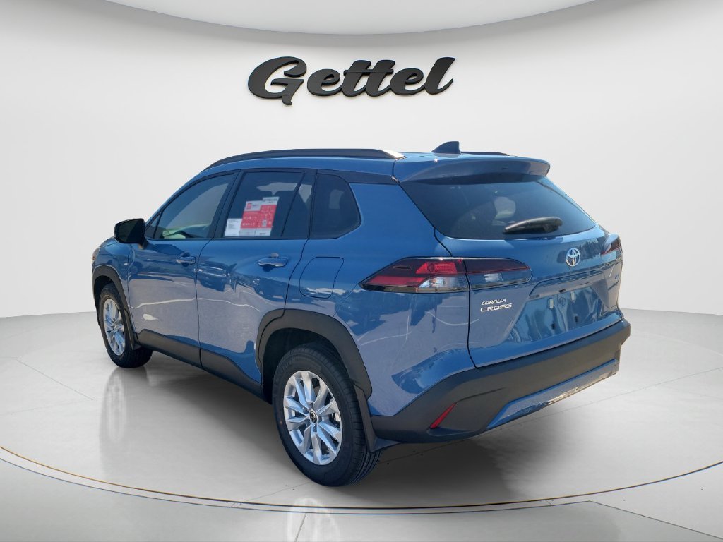 New 2026 Toyota Corolla Cross LE FWD image 7