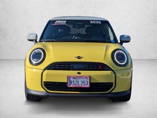 Used 2025 MINI Cooper S video 2