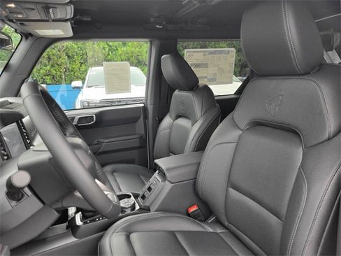 New 2025 Ford Bronco Big Bend w/ Black Diamond Package image 18