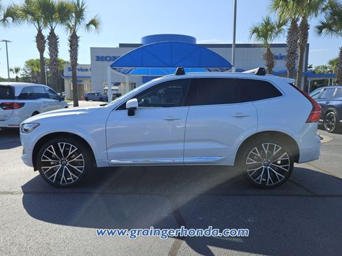Used 2019 Volvo XC60 T6 Inscription w/ Protection Package Premier AWD/4WD image 2