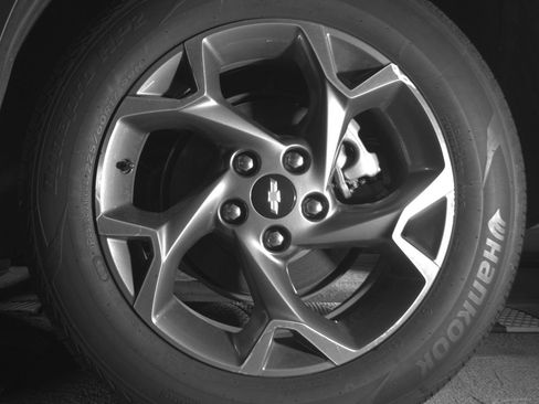 Used 2025 Chevrolet Trax LT w/ LT Convenience Package FWD image 14