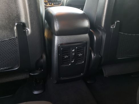 Used 2020 Dodge Durango GT image 17