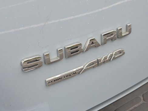 Used 2020 Subaru Crosstrek 2.0i Premium w/ Moonroof Package 2 AWD/4WD image 16