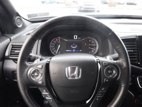 Used 2023 Honda Ridgeline Black Edition image 37