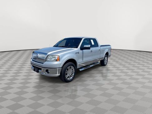 Used 2007 Lincoln Mark LT 4x4 image 6