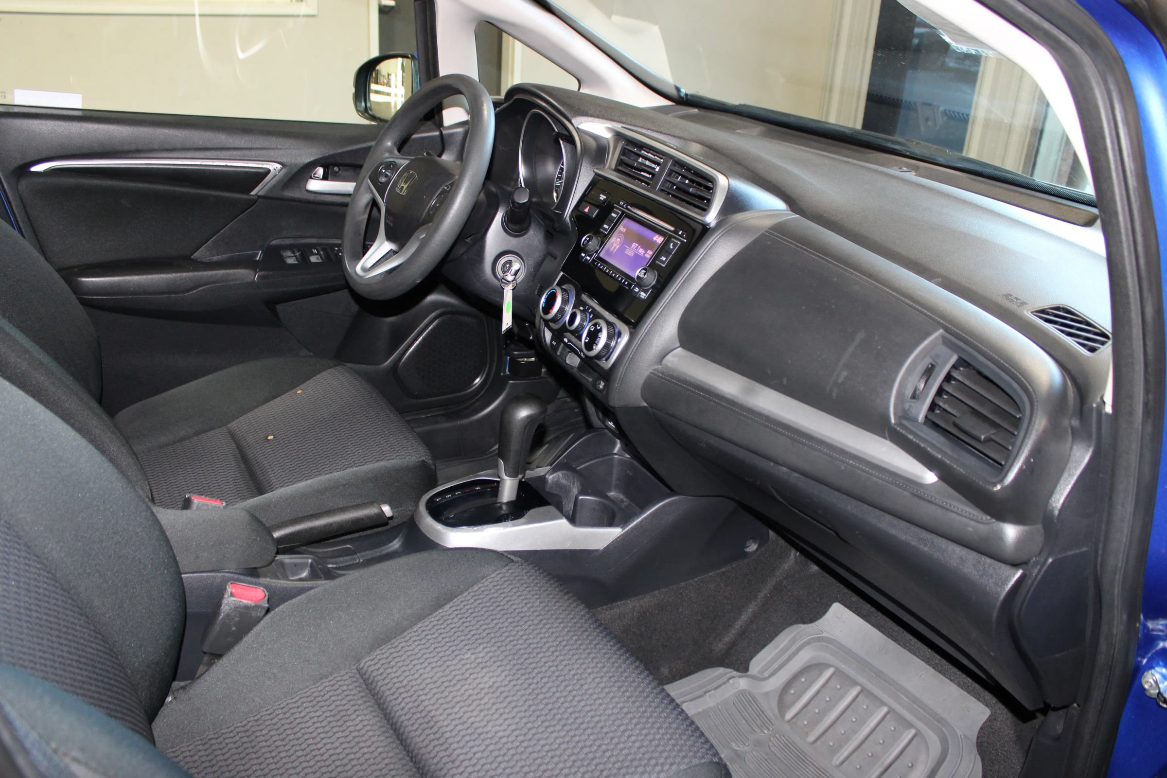 Used 2019 Honda Fit LX image 23