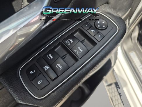 Used 2022 RAM 1500 Laramie w/ Sport Appearance Package AWD/4WD image 13