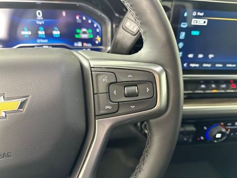 Used 2025 Chevrolet Silverado 1500 LT image 16