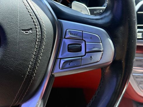 Used 2017 BMW 750i 750i Sedan image 17