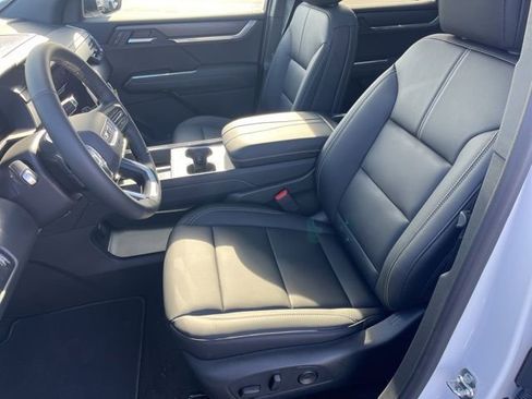 New 2026 GMC Acadia Elevation image 14