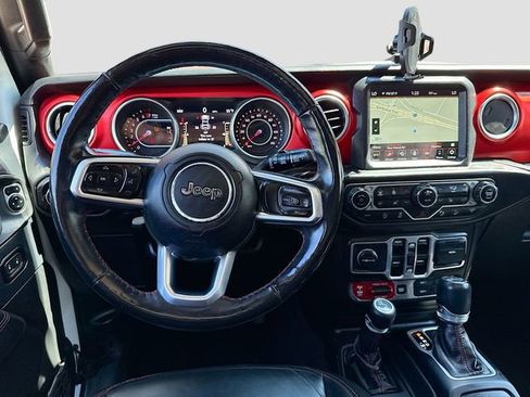 Used 2018 Jeep Wrangler Unlimited Rubicon AWD/4WD image 23