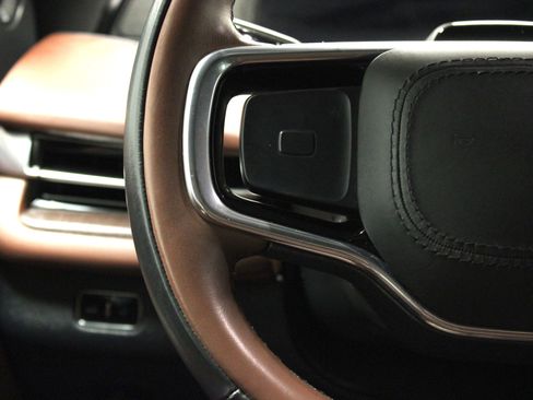 Used 2025 Lincoln Navigator Reserve AWD/4WD image 28
