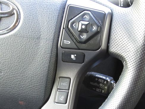 Certified 2023 Toyota Tacoma TRD Sport AWD/4WD image 27