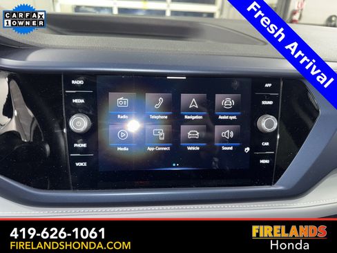 Used 2024 Volkswagen Taos SE image 19