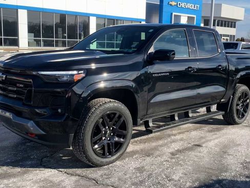 Certified 2024 Chevrolet Colorado Z71 w/ Z71 Convenience Package 2 image 4