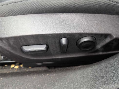 Used 2014 Buick Regal Premium FWD image 16