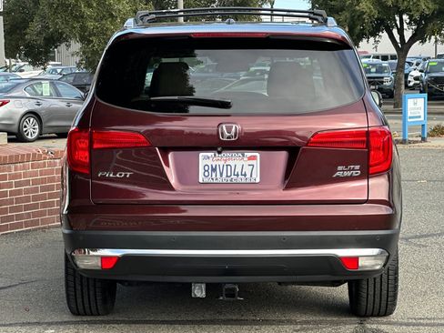 Used 2017 Honda Pilot Elite image 5