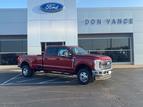 New 2026 Ford F350 XLT image 1