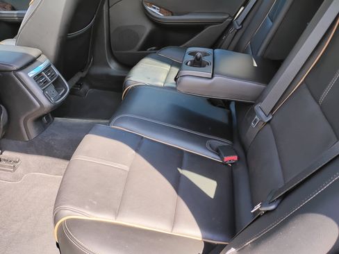Used 2014 Chevrolet Impala LTZ FWD image 17