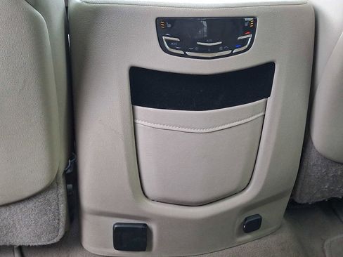 Used 2018 Cadillac Escalade Luxury image 28